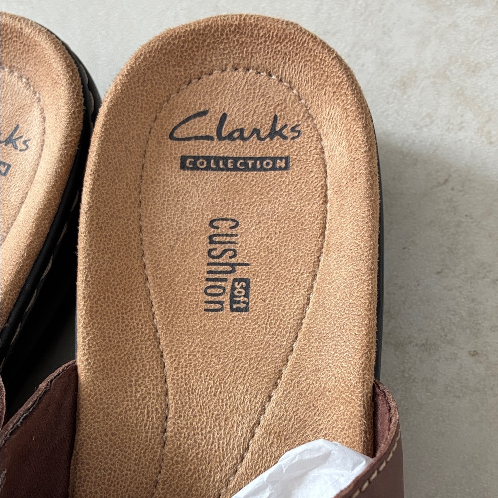 Clarks Leather Sandals in Brown with Gold Details and Velcro Adjustable Leather - Picture 2 of 7